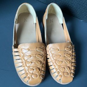 Nisolo Huarache Almond 6.5